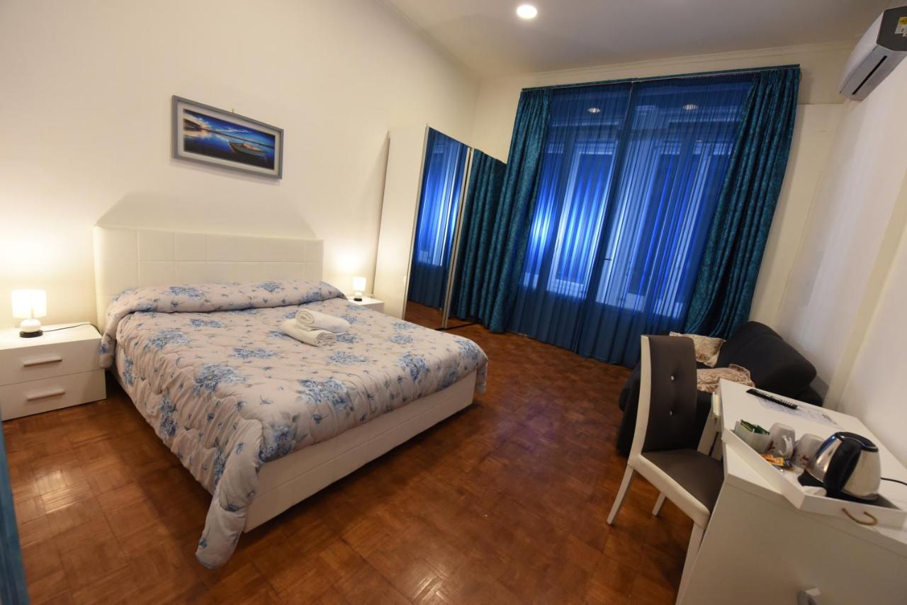 Maison Toledo 210 Napoli Esterno foto